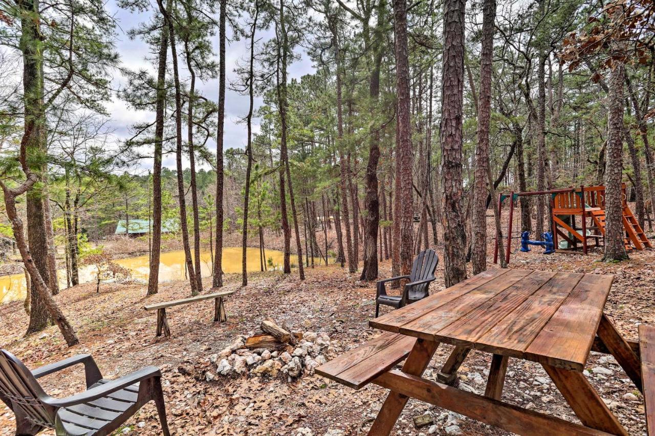 Broken Bow Log Cabin With Fire Pit, Pond, And Deck! Экстерьер фото