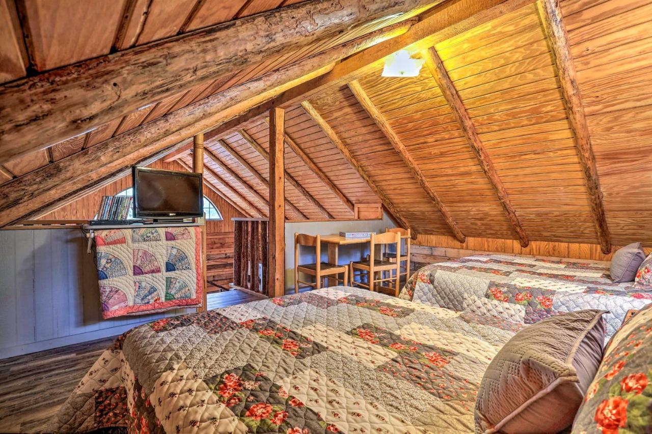 Broken Bow Log Cabin With Fire Pit, Pond, And Deck! Экстерьер фото