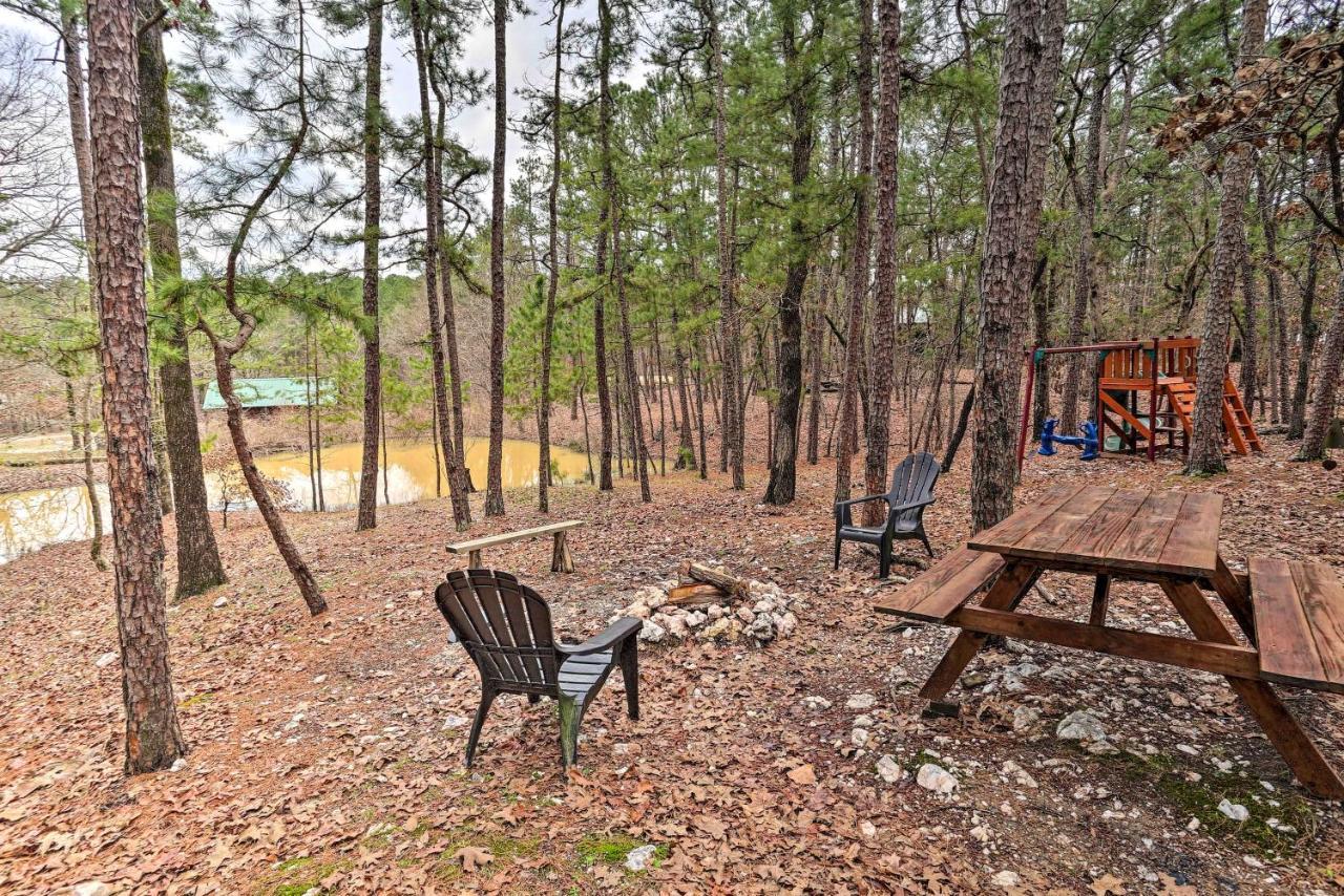Broken Bow Log Cabin With Fire Pit, Pond, And Deck! Экстерьер фото
